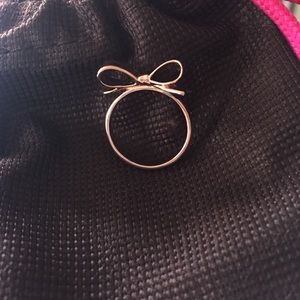 Kate Spade bow ring size 7. Like New!
